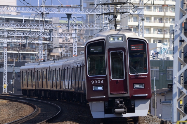 阪急電車　アナウンス